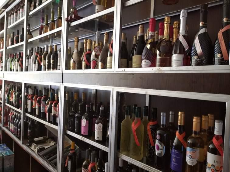 Συλλογή κρασιών — ελληνικά κτήματα και διεθνείς αμπελώνες